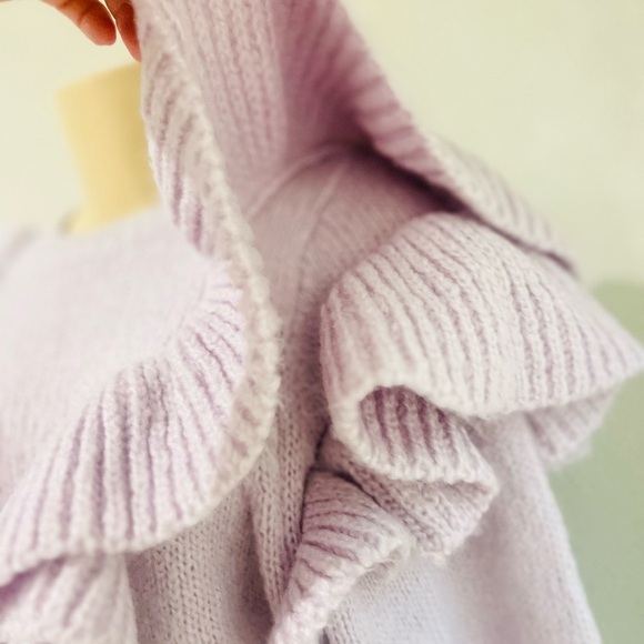 Zara | Knit Sweater with Ruffle Trims lilac size small - Picture 10 of 11